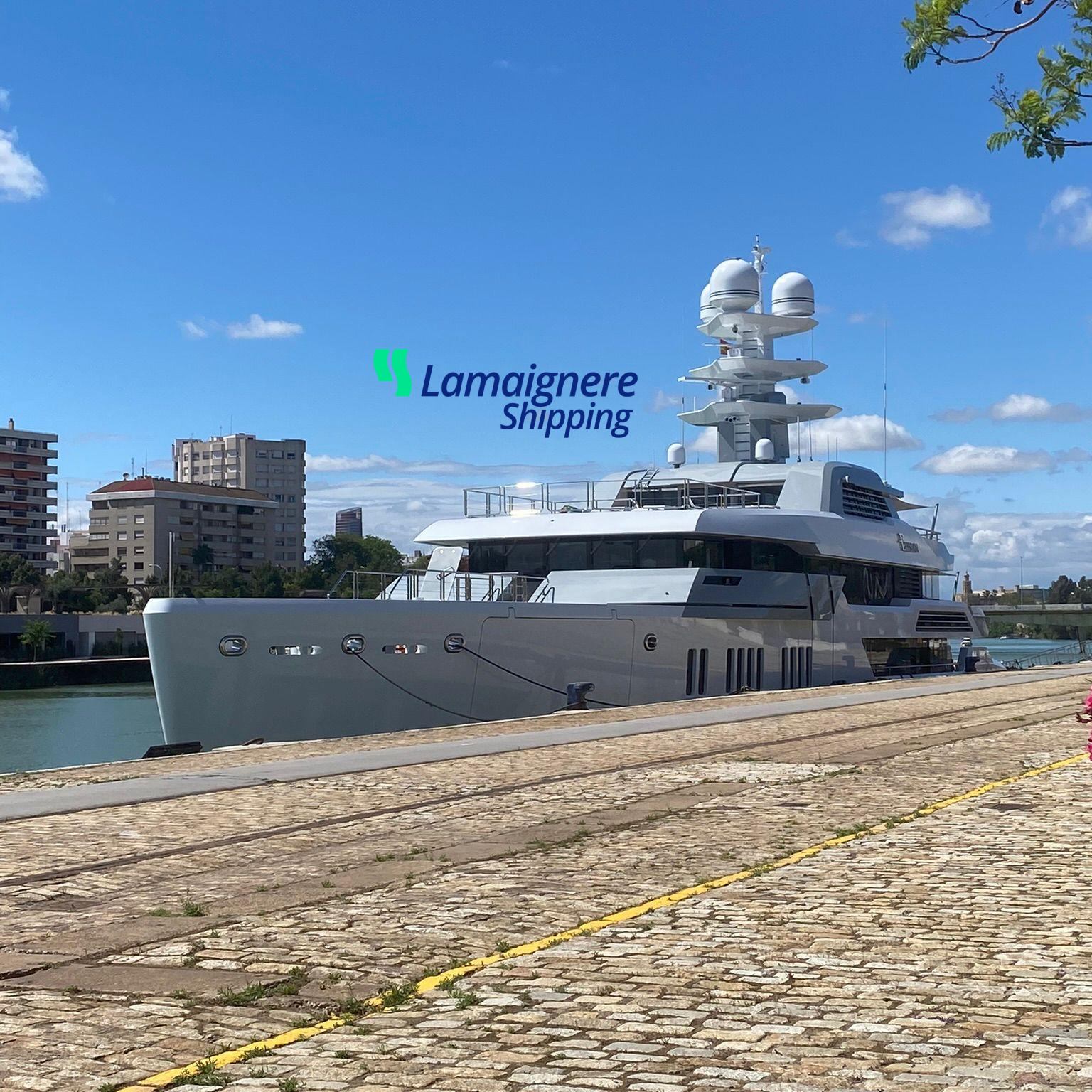 Lamaignere Shipping provides assistance to the Elysian Yacht in Cadiz and Seville