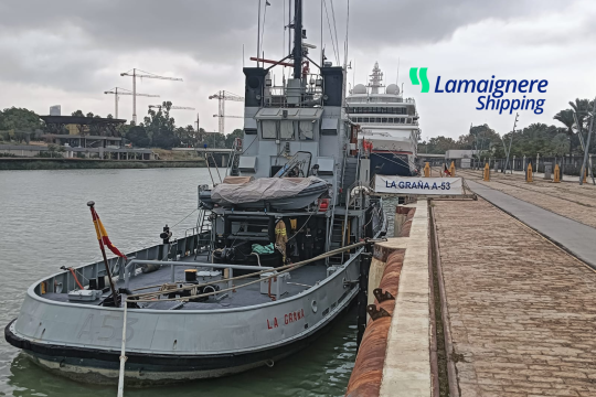 ESPS La Graña visits the Port of Seville: Another portfolio of military ship of Lamaignere Shipping